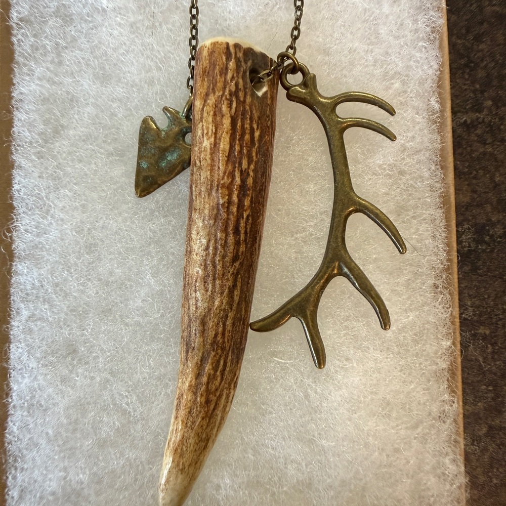 Rustic elk Antler Pendant Necklace